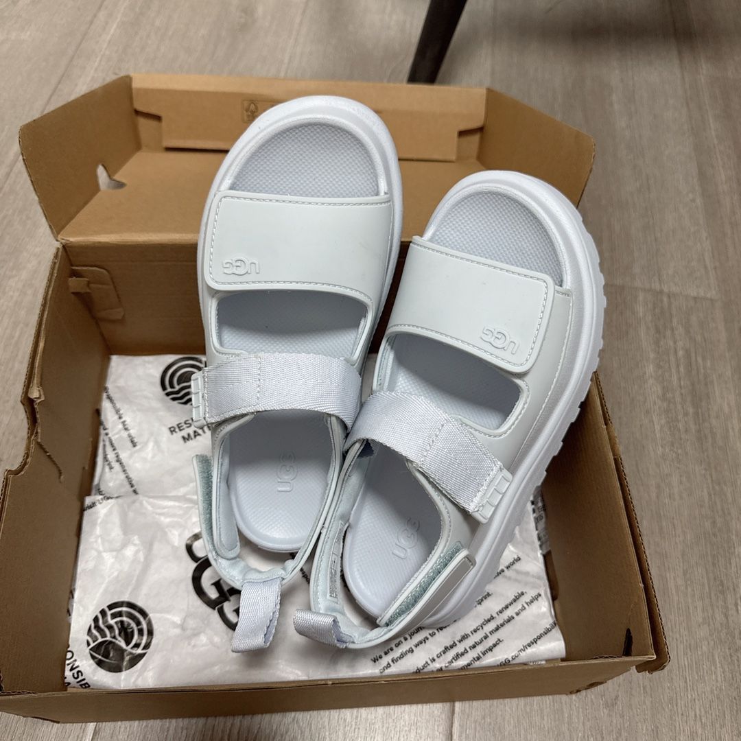 新品未使用 【UGG】W GOLDENGLOW ゴールデングロウ ライトブルー 23cm  