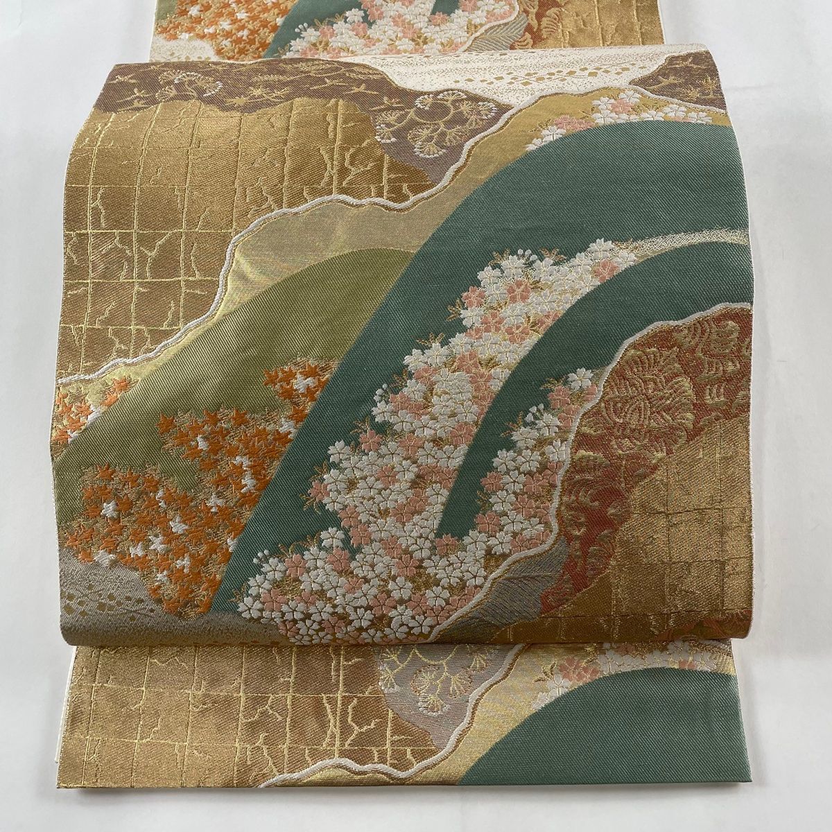 丸帯 美品 逸品 平安雅祭礼図 人物 箔 銀色 全通 正絹 中古（丸帯 美品  