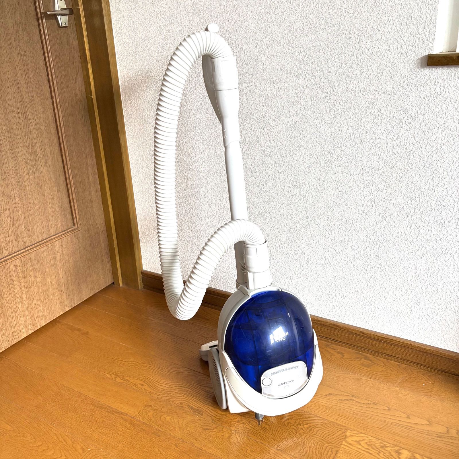 日立 紙パック式クリーナー 掃除機 CV-F50 ブルー 小型 軽量 未使用 soukai_4902530020687