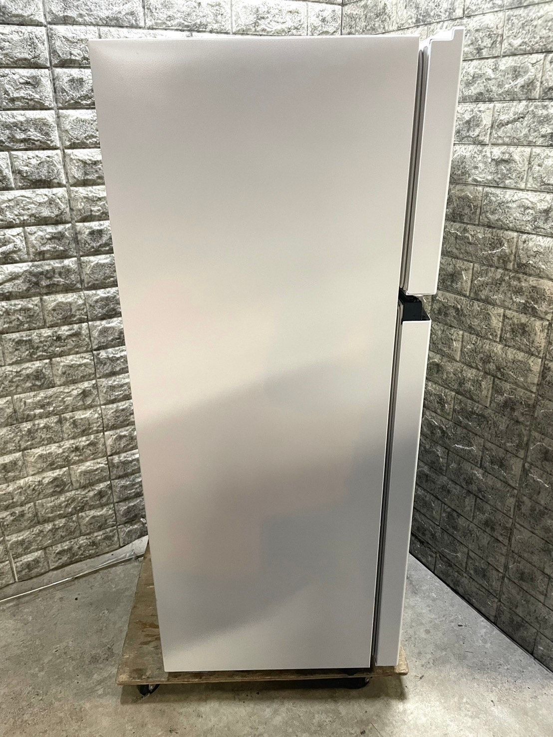 大阪送料無料☆3か月保障付き☆冷蔵庫☆2022年☆ハイセンス☆2ドア☆HR  