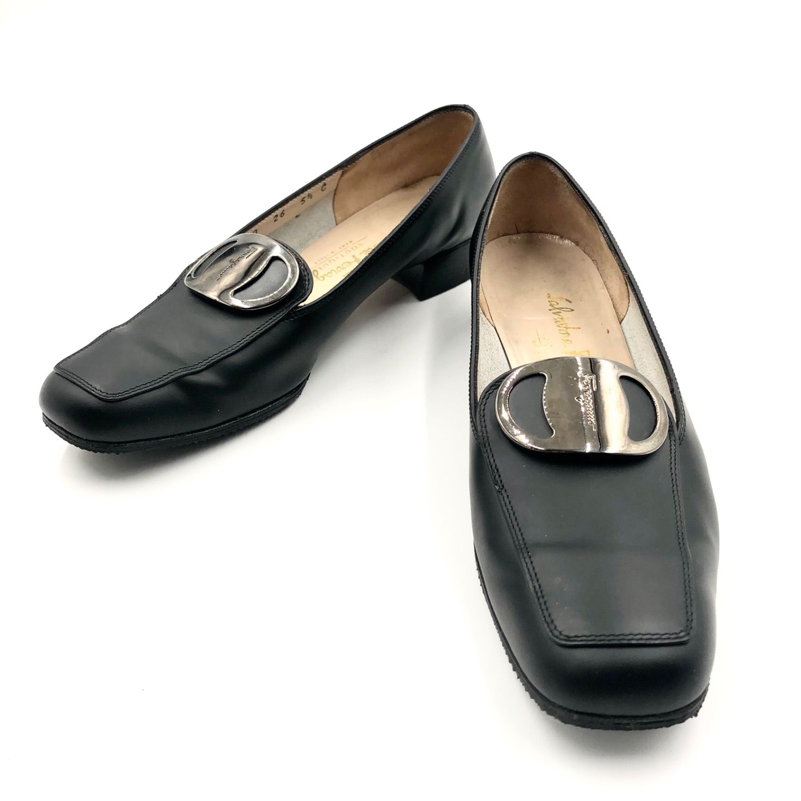 □美品□Salvatore Ferragamo サルヴァトーレフェラガモ ヴァラ金具 
