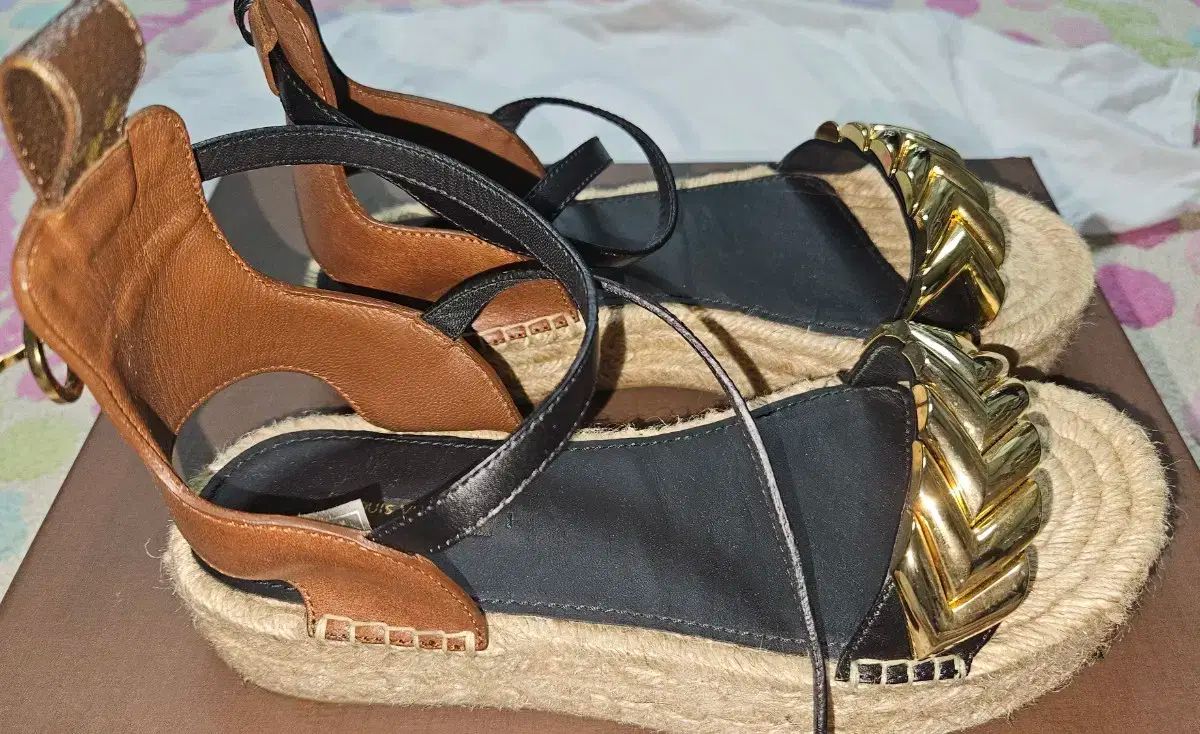 Louis Vuitton ルイヴィトン エスパドリーユ サンダル ゴールド 装飾 230 ー 235