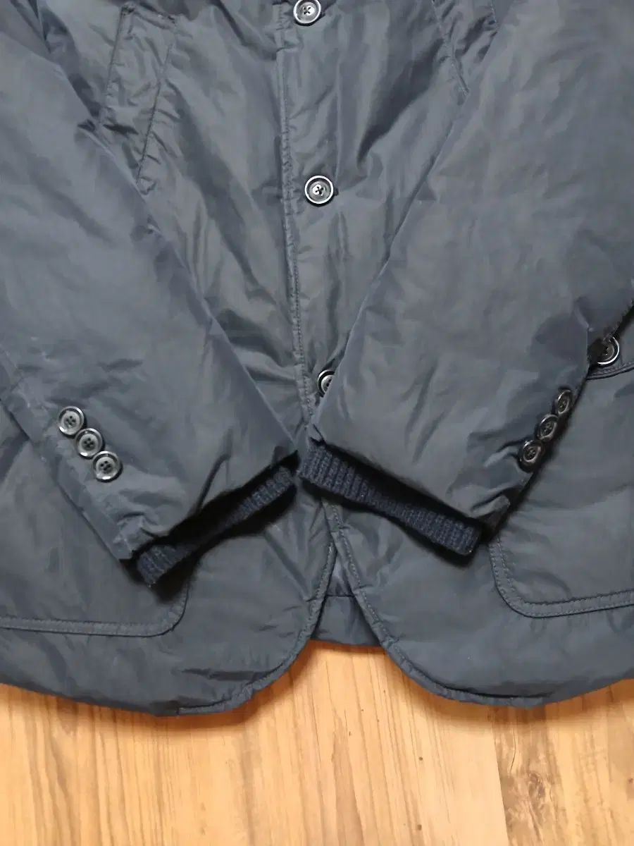 ネイビー ダウン