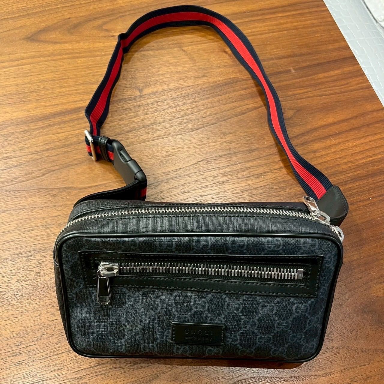 グッチ GUCCI GGスプリーム PVC×レザー ボディバッグ ブラック