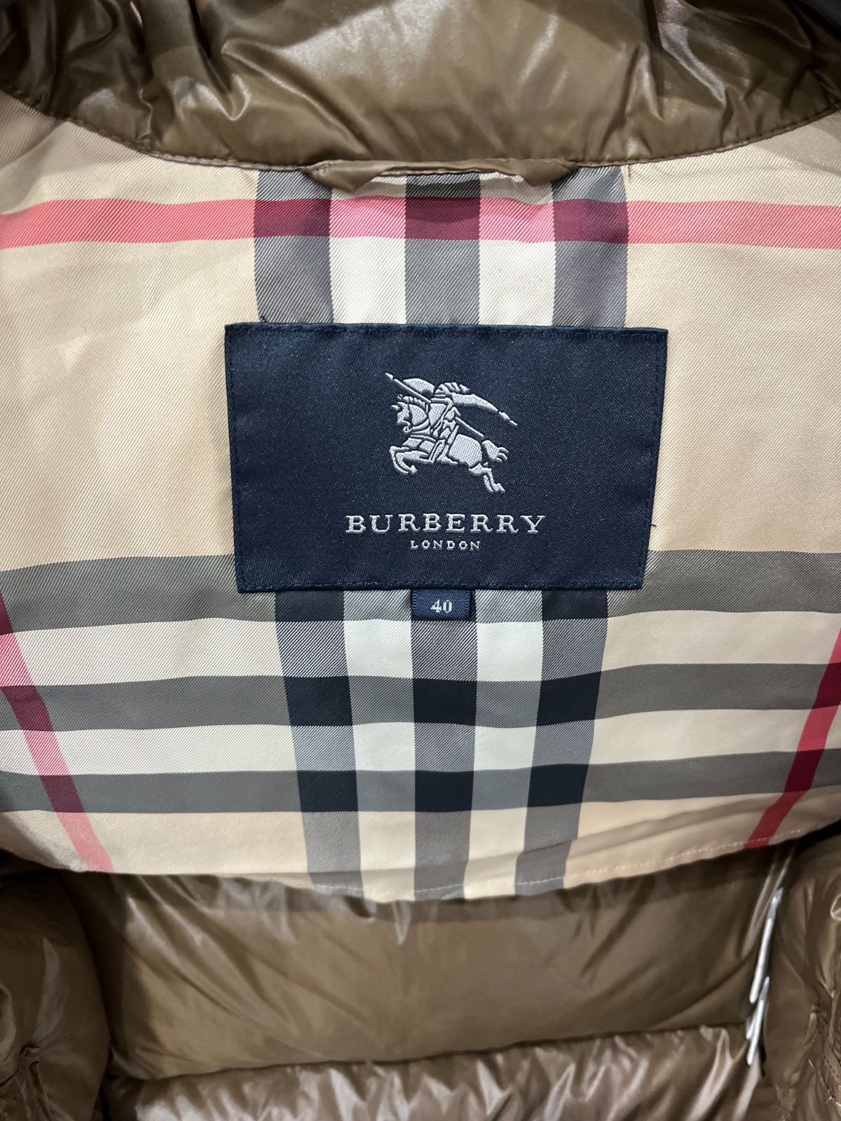 バーバリー ダウンベスト