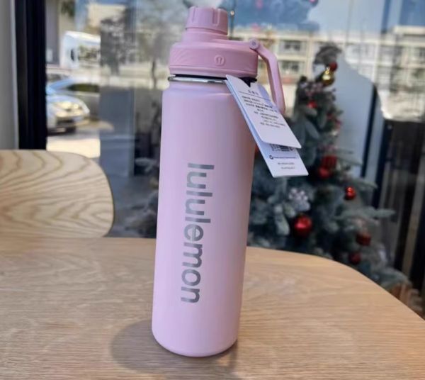 lululemon ルルレモン 水筒 タンブラー ロゴボトル 保冷 大容量 710ml back to life sport 食器 スポーツ 直飲み  - メルカリ