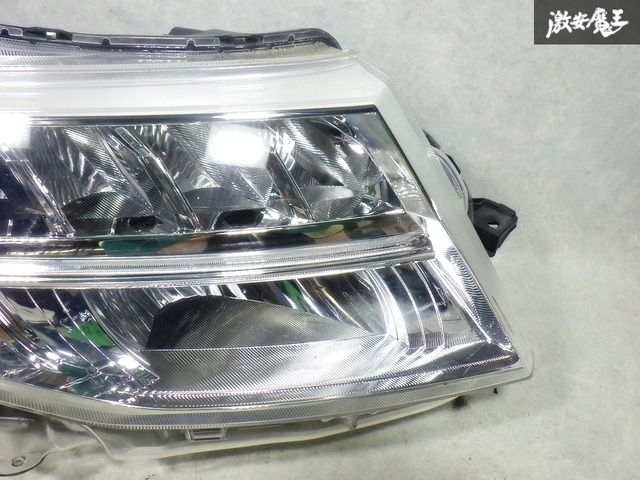 ☆保証付 即発送☆ トヨタ純正 M900A M910A ルーミー 前期 LED