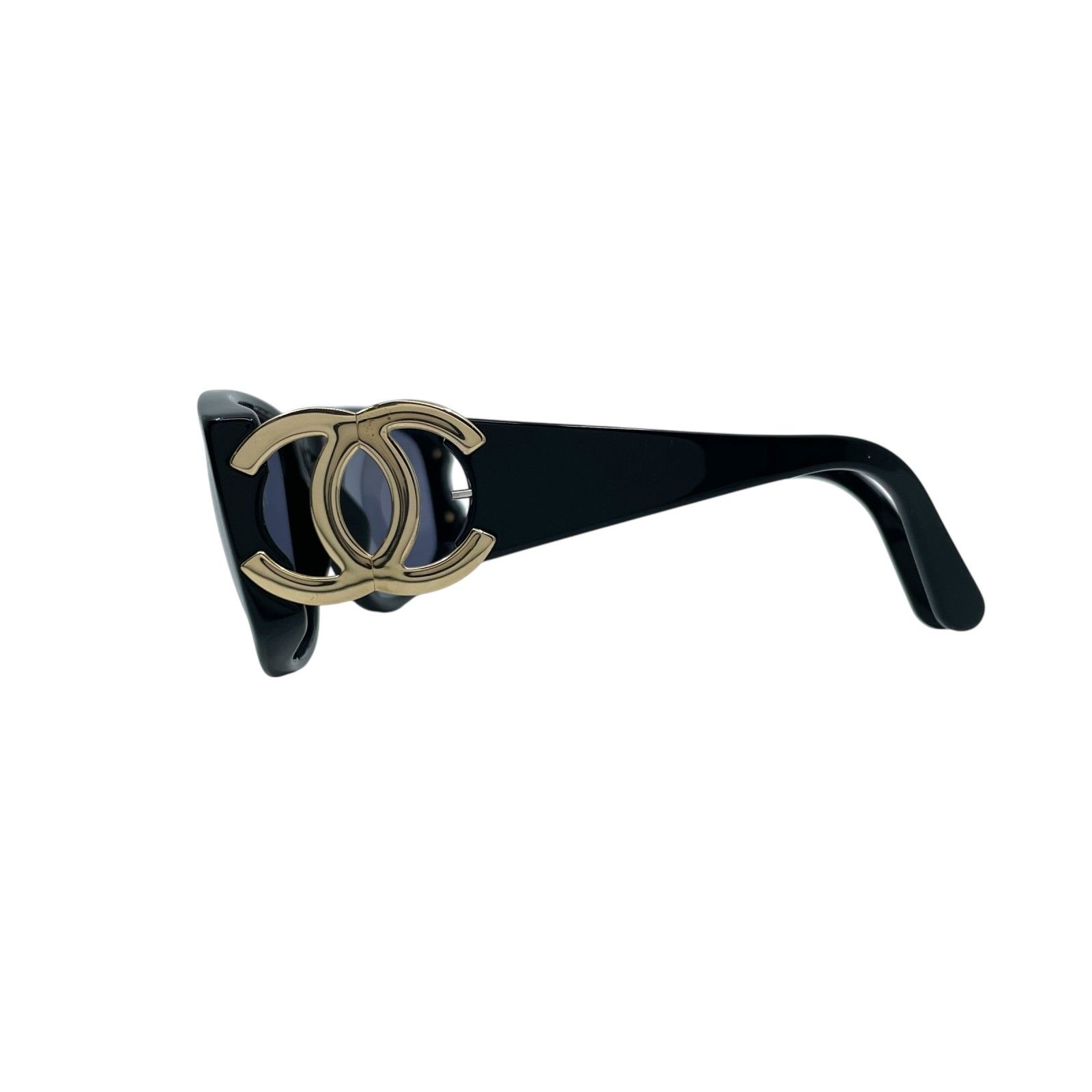 CHANEL ブラックサングラス ゴールドロゴ CHANEL シャネル サングラス ココマーク 黒 ブラック ゴールド
