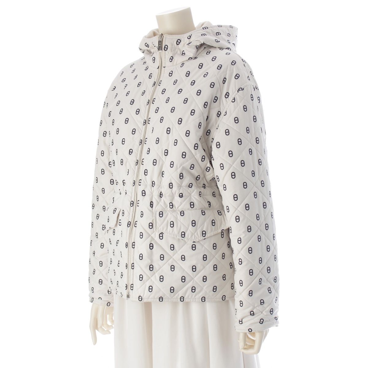 アウター ホワイト