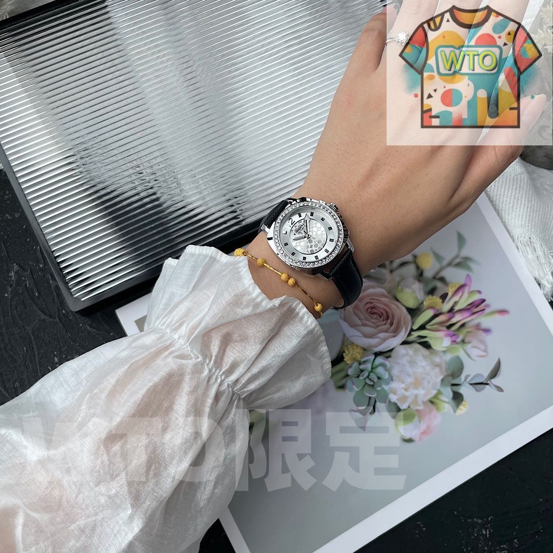 COACH Astor アスター ホワイト セラミック 腕時計 スワロフスキー 楽天市場】コーチ 腕時計 レディース ブランド 時計 かわいい