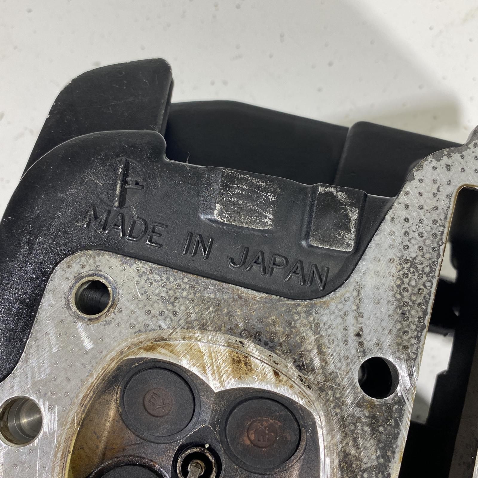 SUZUKI GSX250L シリンダーヘッドカバー スズキ スズキ純正 シリンダー
