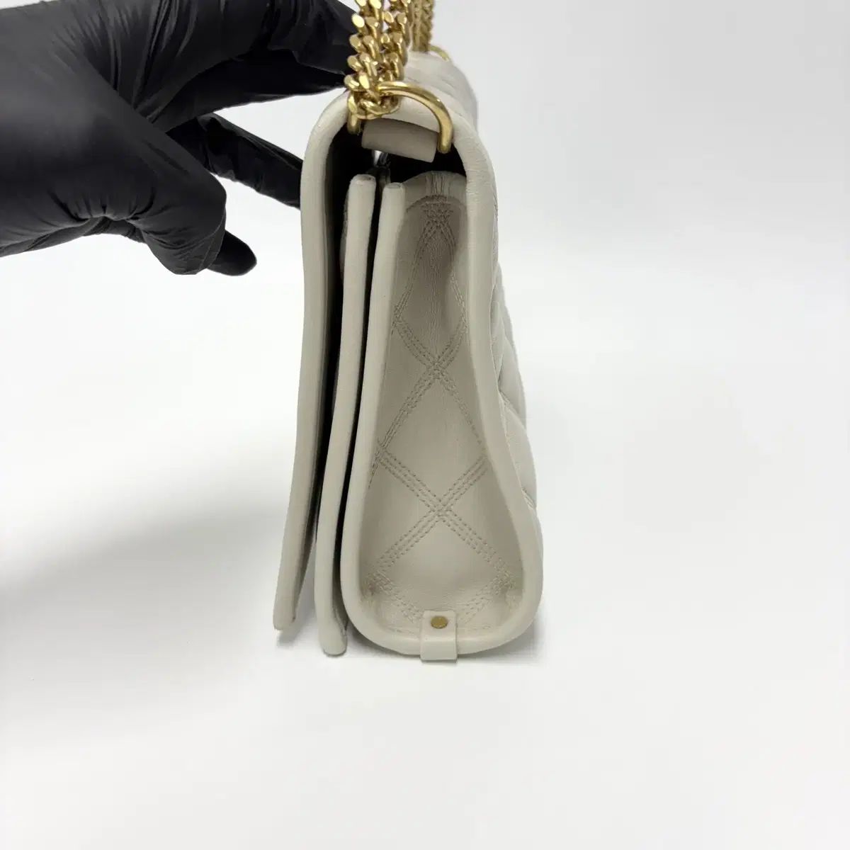 サンローラン ベイ