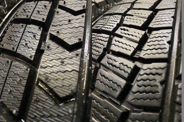 DUNLOP WM02 185/60R15】スタッドレス【HONDA フィット純正ホイール 15 