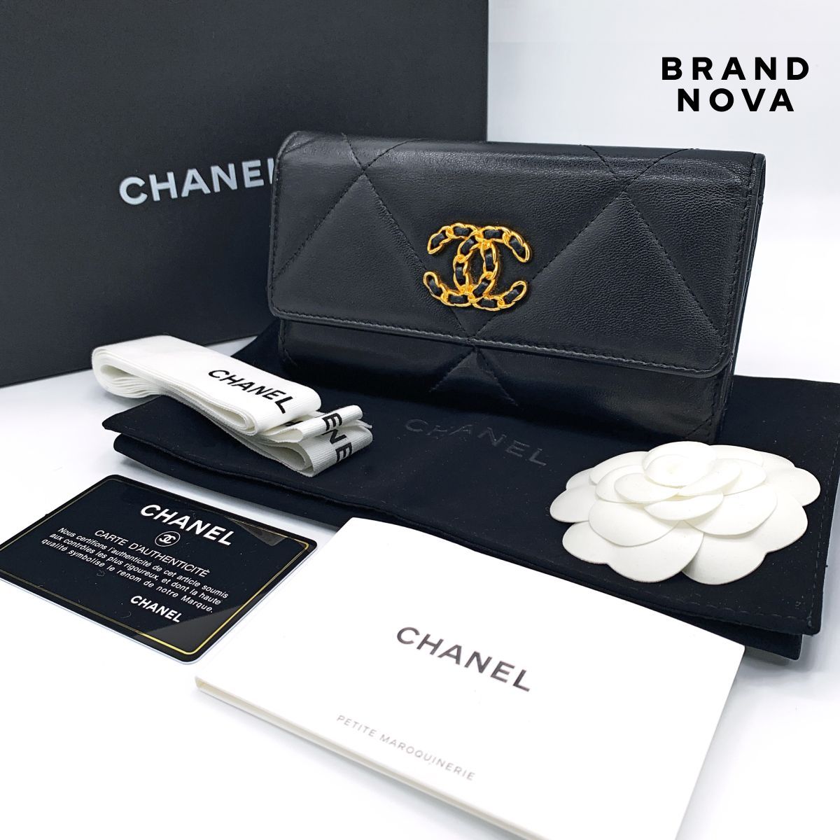 CHANEL19 シャネル ディズヌフマトラッセ　ミディアムフラップウォレット CHANEL 19 シャネル ディズヌフ ココマーク マトラッセ