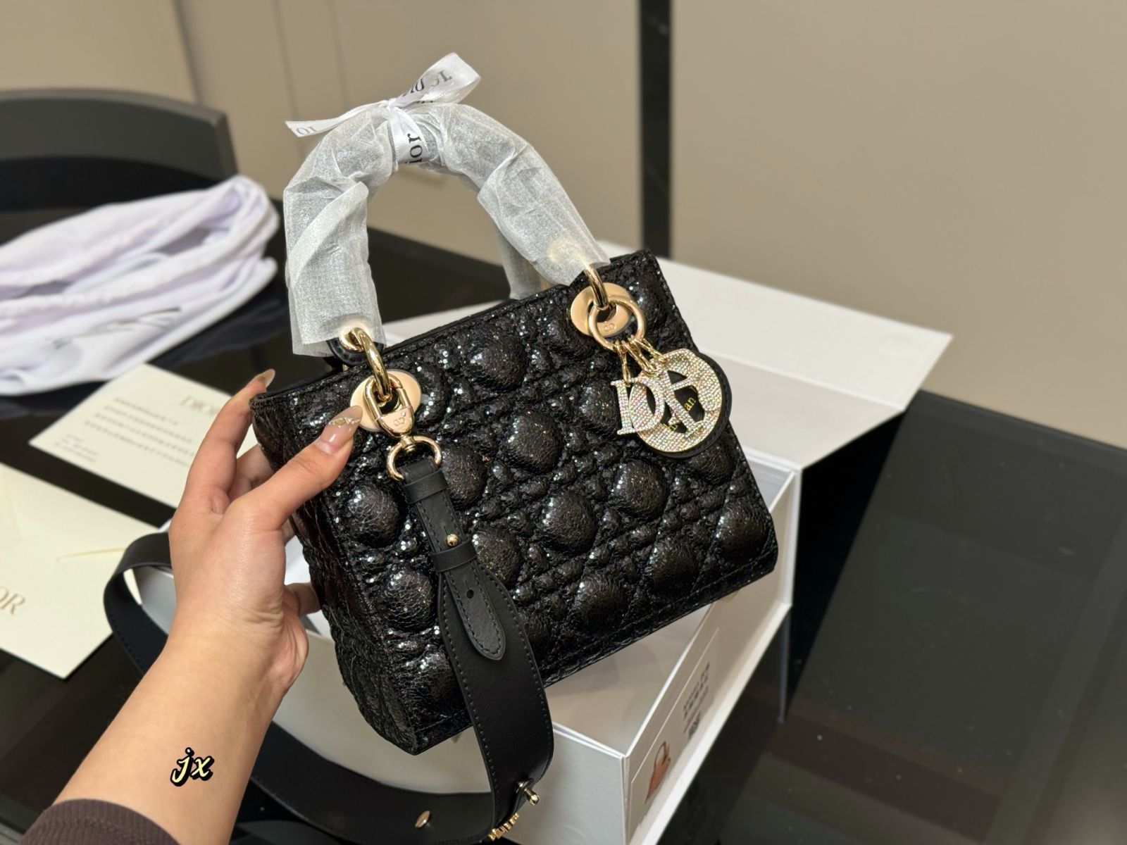 【定番で大人気♪DIOR】Lady Dior ロータス Lady Dior ロータスウォレット ディオール DIOR 三つ折り財布
