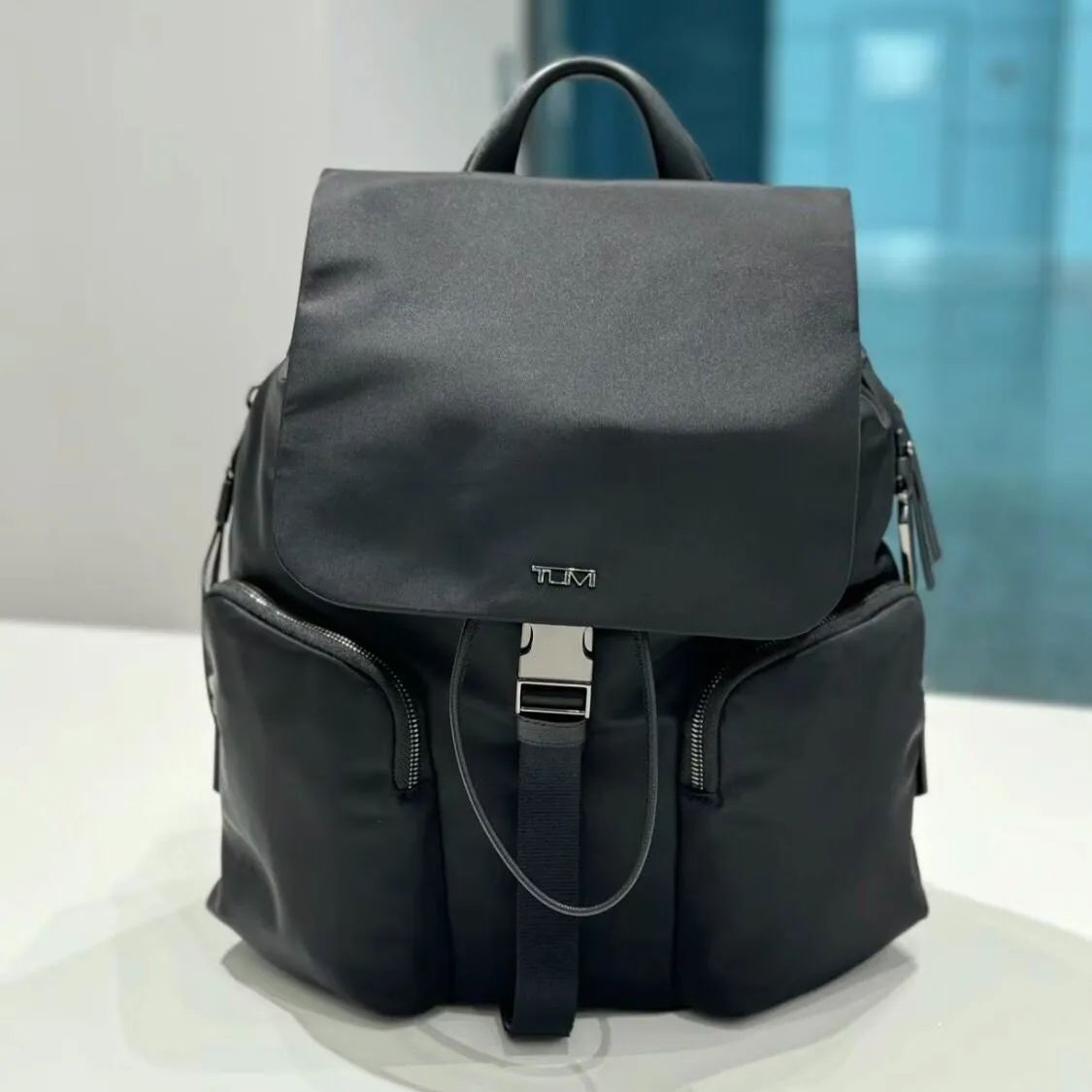 TUMI Voyageur  リーヴァス  バックパック ブラック