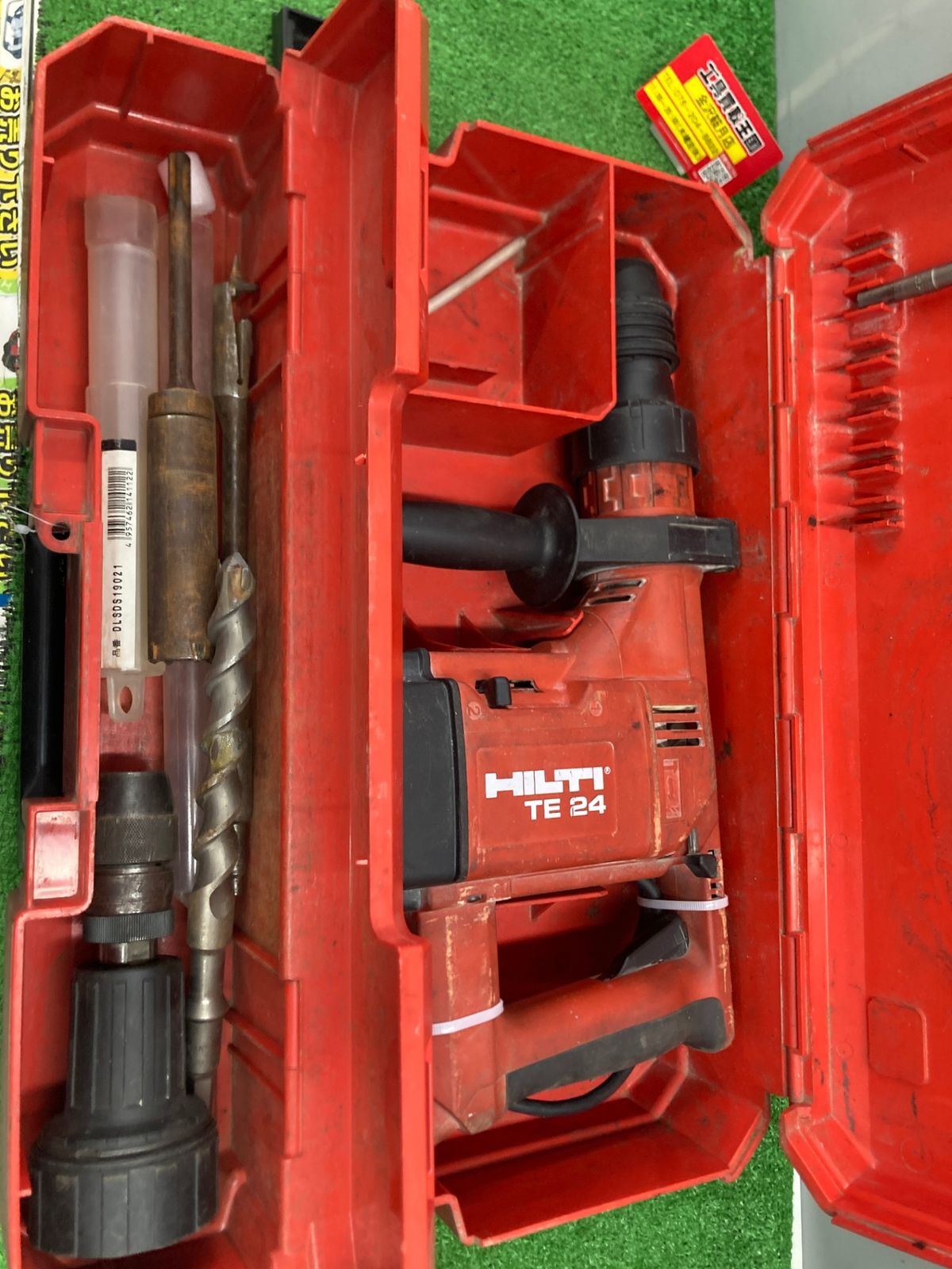 0922 HILTI