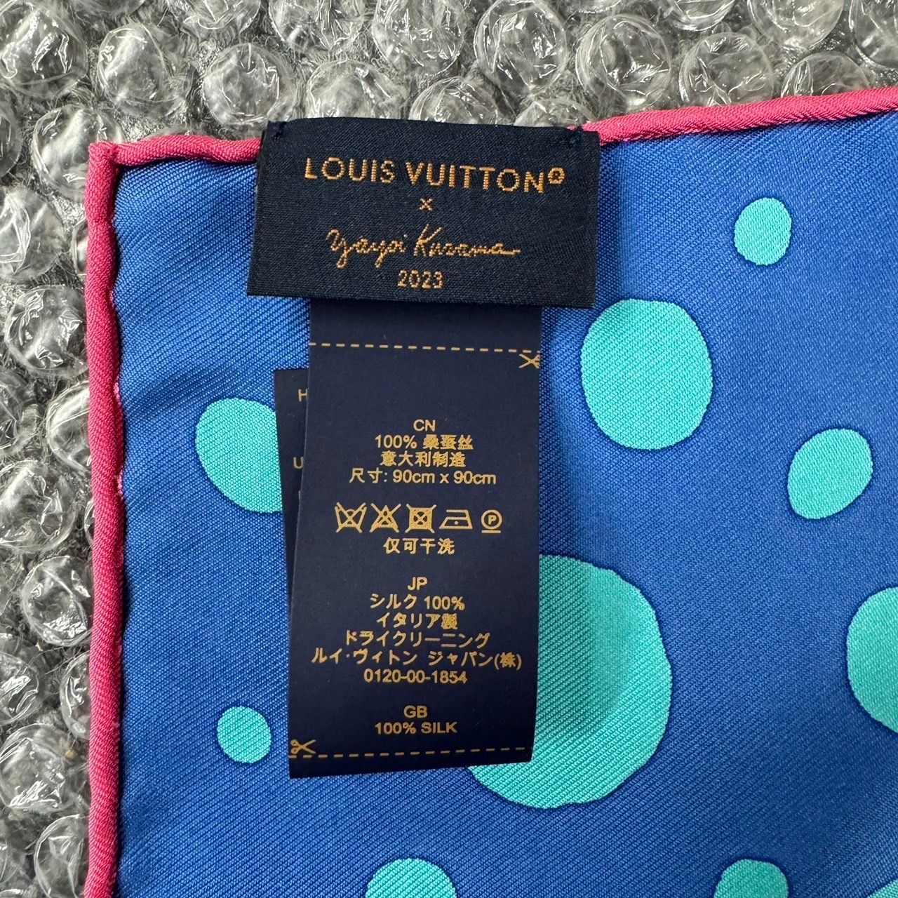 Louis Vuitton 草間彌生 LV × YK 90・パンプキン ブルー M78393 ルイヴィトン スカーフ 未使用 - メルカリ