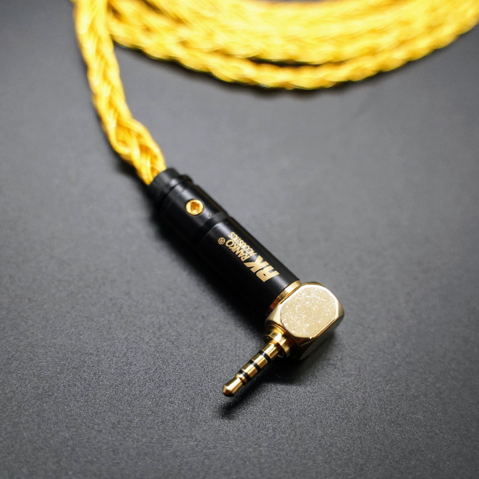 超高評価!最高仕様16芯 希少金メッキケーブル 膨張式mmcx/2.5mm L字 超高評価!最高仕様16芯 希少金メッキケーブル 膨張式mmcx/2.5mm