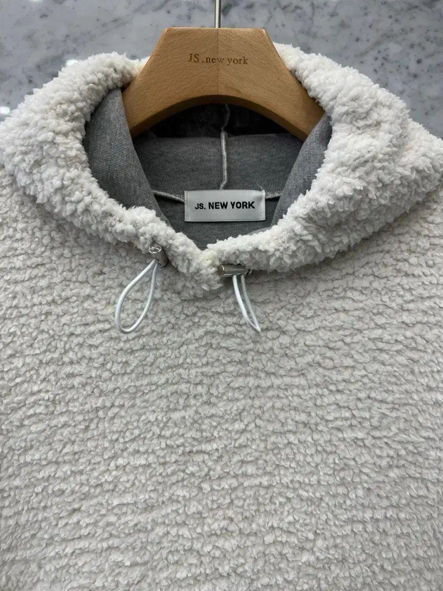 フード Tシャツ