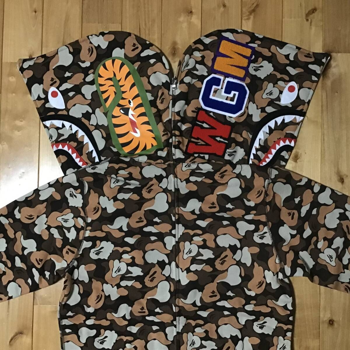 ☆新品☆ BAPE THINK STORE COLOR CAMO Separate shark full zip 