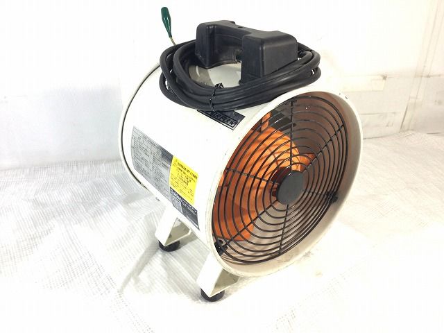 100V