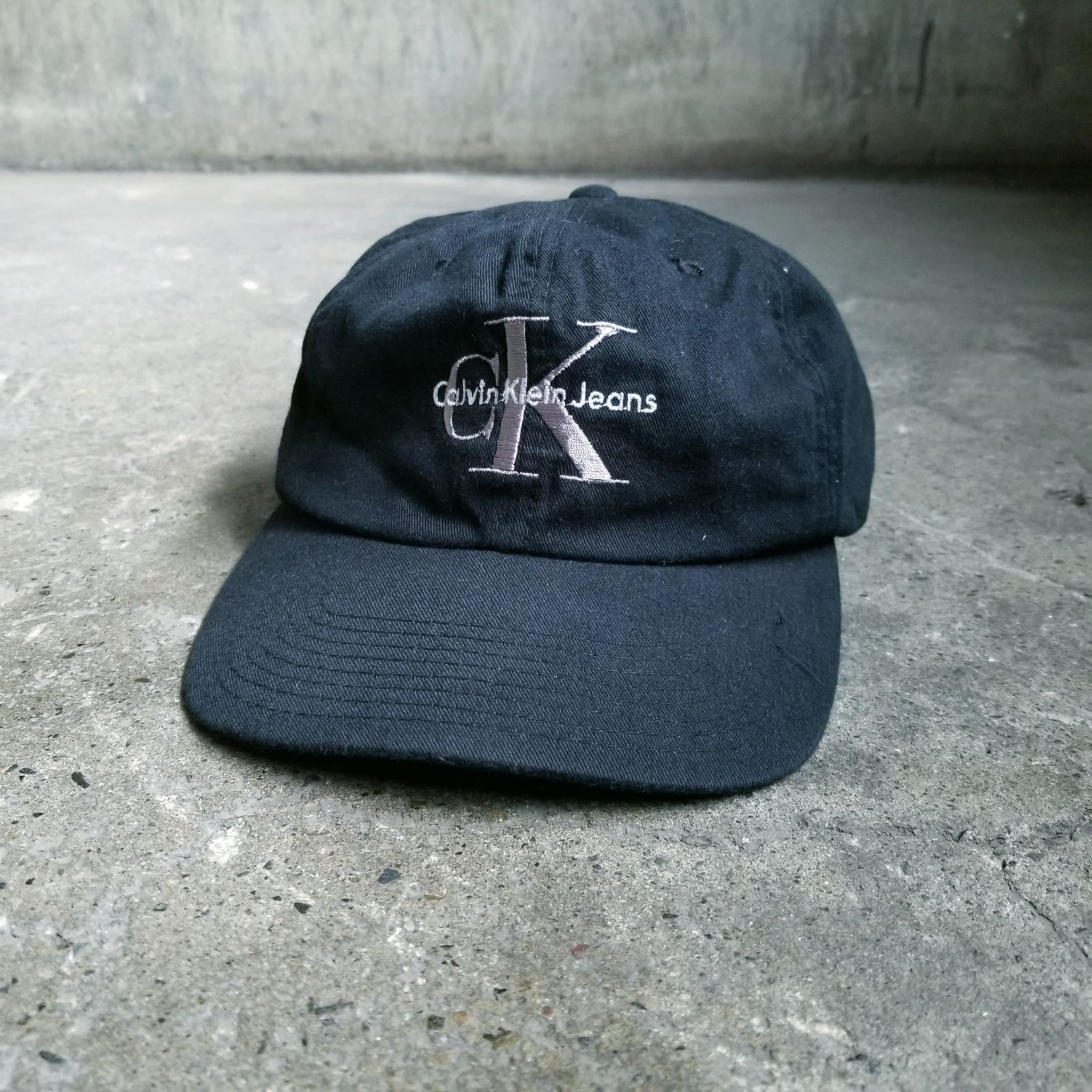   レッド　ベースボール　キャップ　希少 90s CK Calvin Klein レッド ベースボール キャップ 希少 90s CK - メルカリ