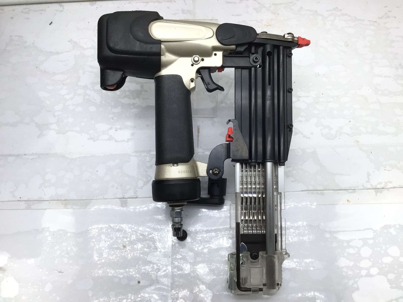 日立 高圧 np45hm ピン釘打ち機 ピンネイラ HITACHI NP45HM エア 日立 高圧 np45hm ピン釘打ち機 ピンネイラ HITACHI NP45HM エア