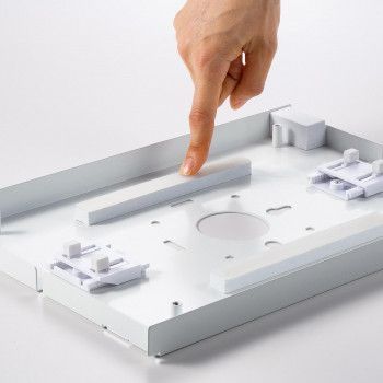 サンワサプライ iPad用スチール製ケース