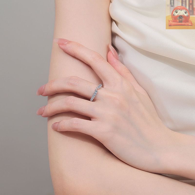 【売り切れ続出】モアサナイト3.6ct✖️シルバー925 シルバーリング 売り切れ続出】モアサナイト3.6ct✖️シルバー925 シルバー
