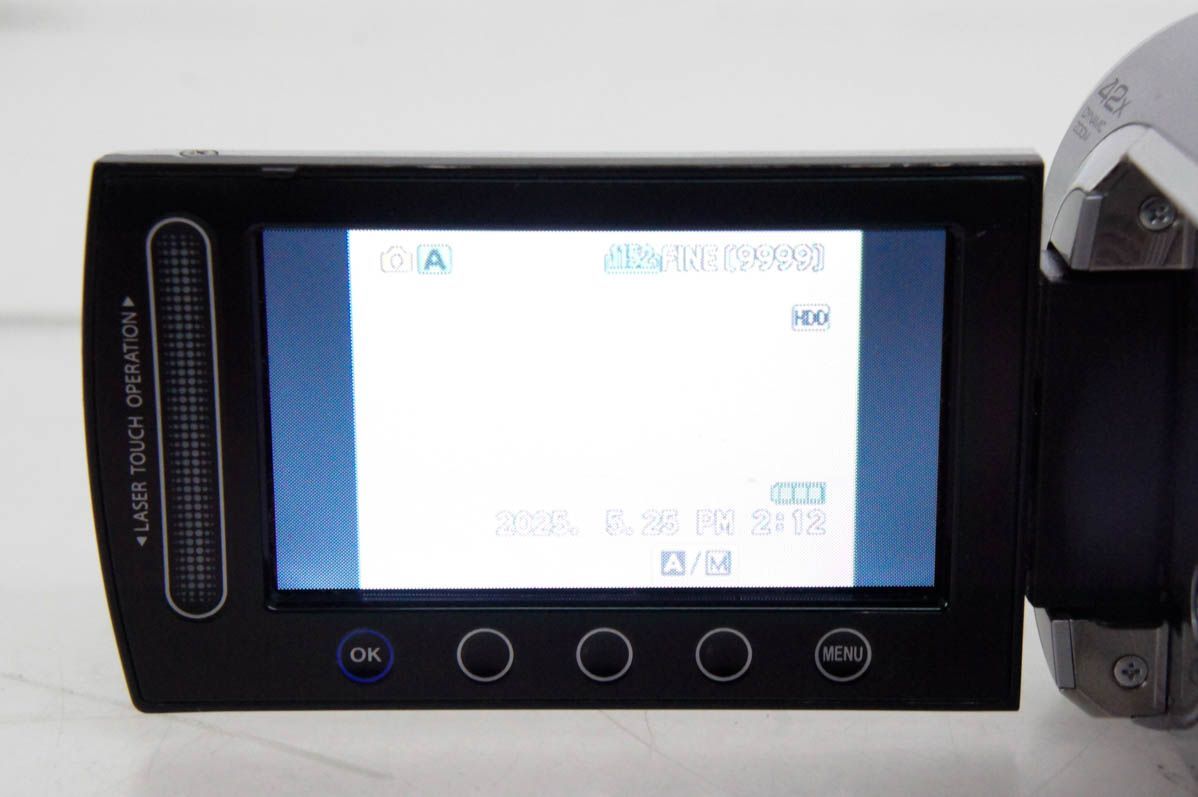 JVC Everio GZ-E565-R　未使用品 JVC Everio エブリオ GZ-E565-R 中古 中古】JVC Everio ビデオカメラ