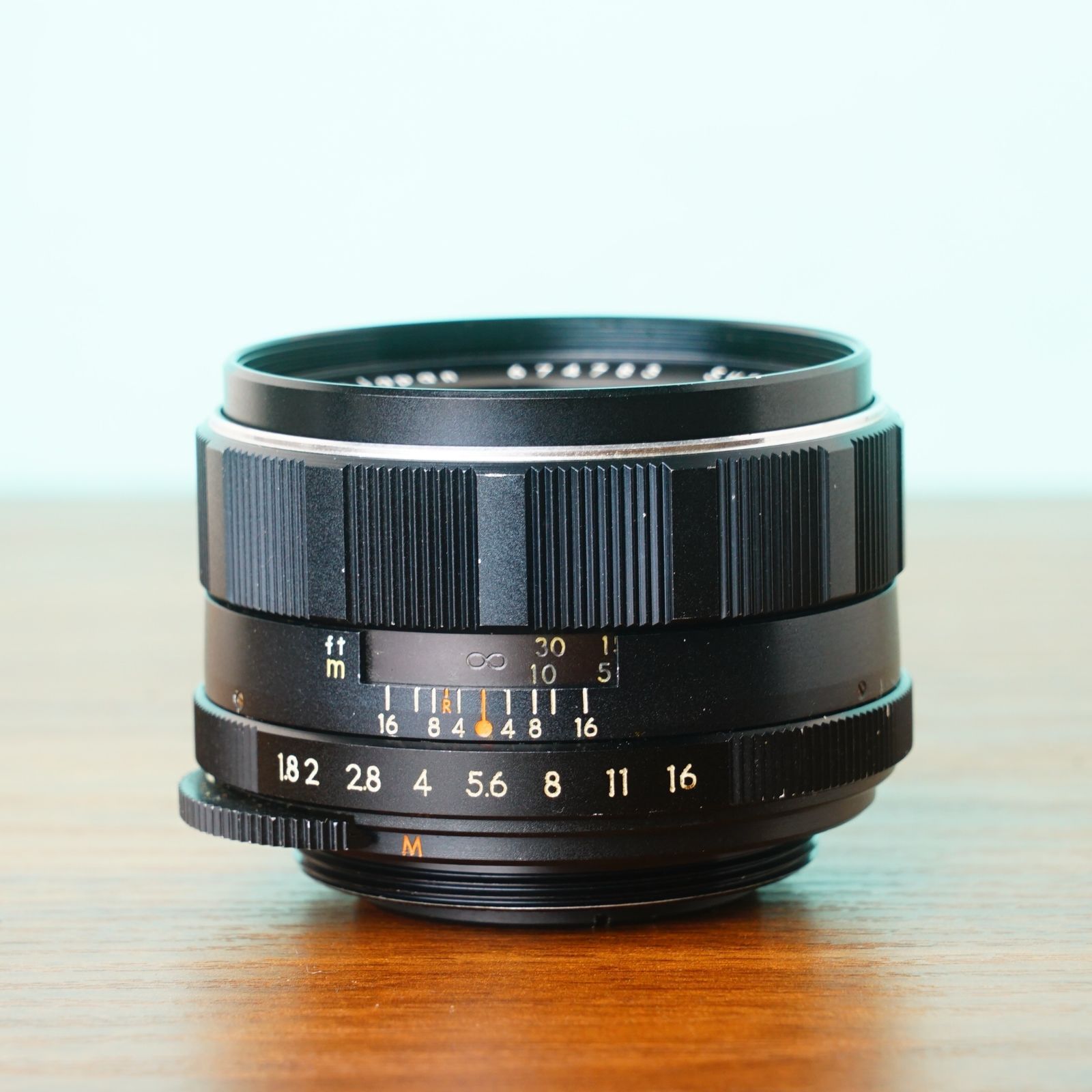 Super Takumar 55mm f1.8 初期型 メタル製フード #83 Super Takumar 55mm f1.8 初期型 メタル製フード #83 - メルカリ