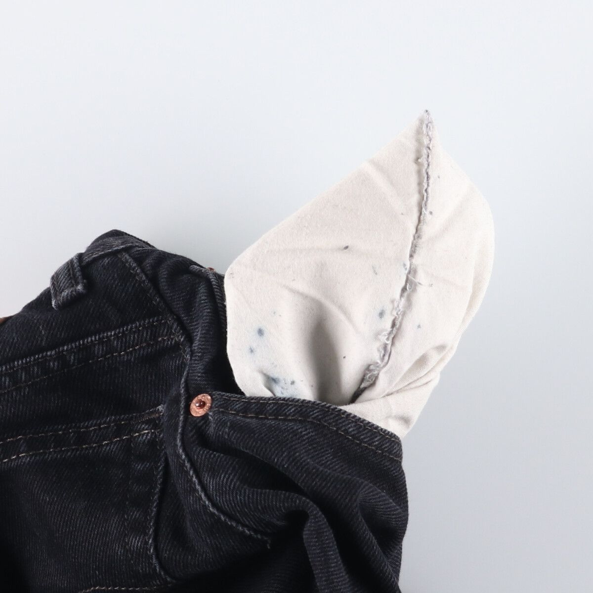 CUT ブラックデニム