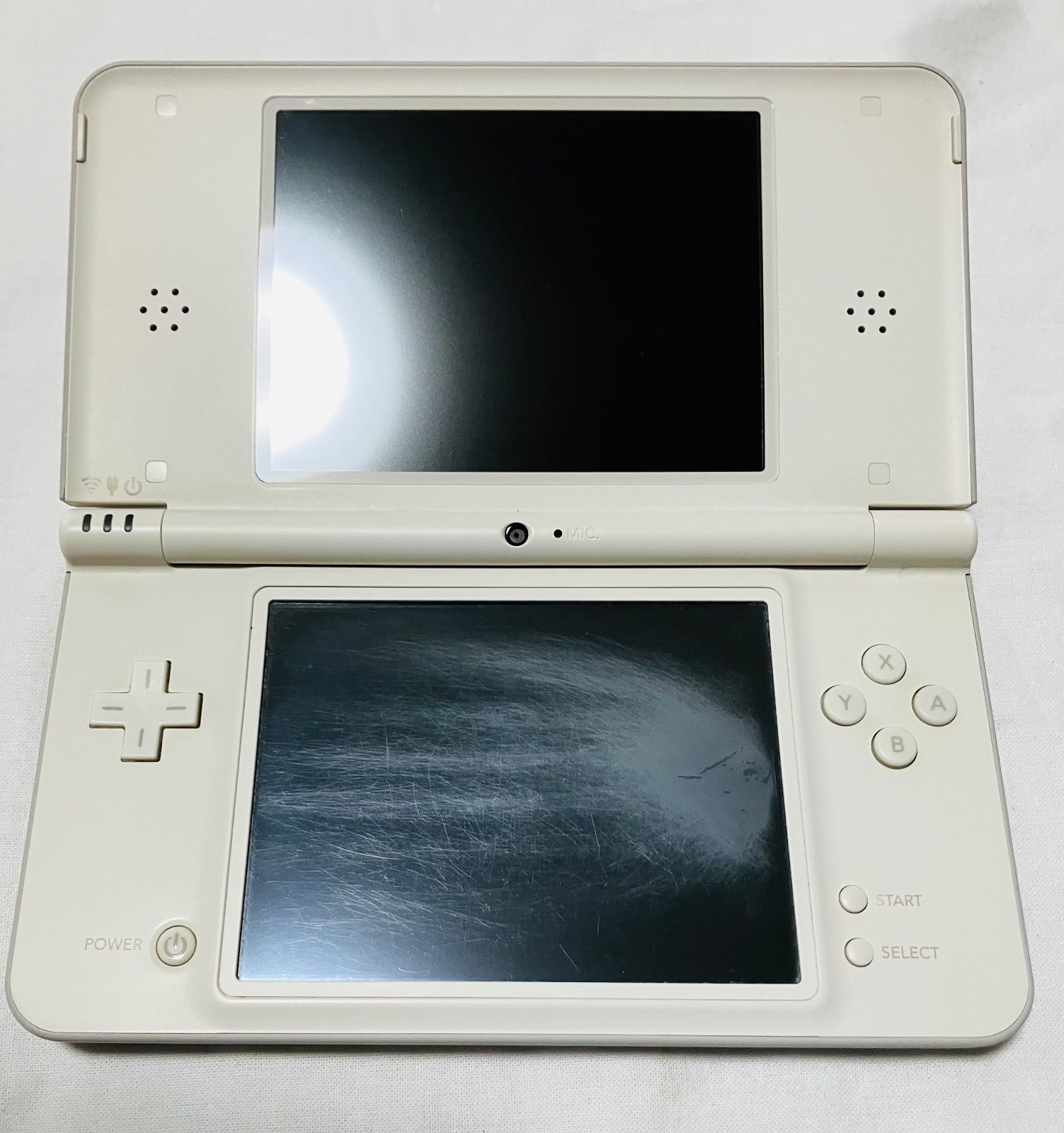 ニンテンドー Nintendo DSi LL ホワイト 箱付 - メルカリ