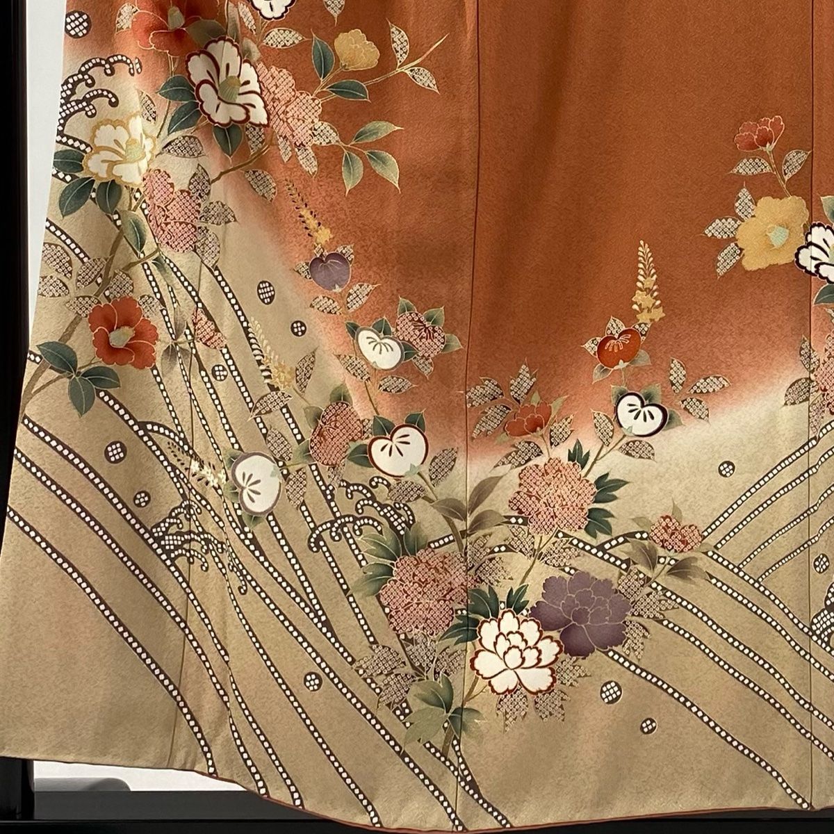 訪問着 身丈156cm 裄丈63.5cm S 袷 椿 橘 金彩 染め分け オレンジ 正絹 秀品