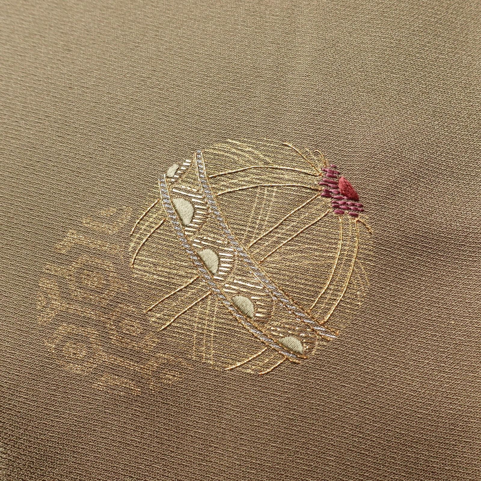 未着用　金駒刺繍　金彩　菊花　遠山　訪問着　着物　013a p 未着用金駒刺繍金彩菊花遠山訪問着着物013a p