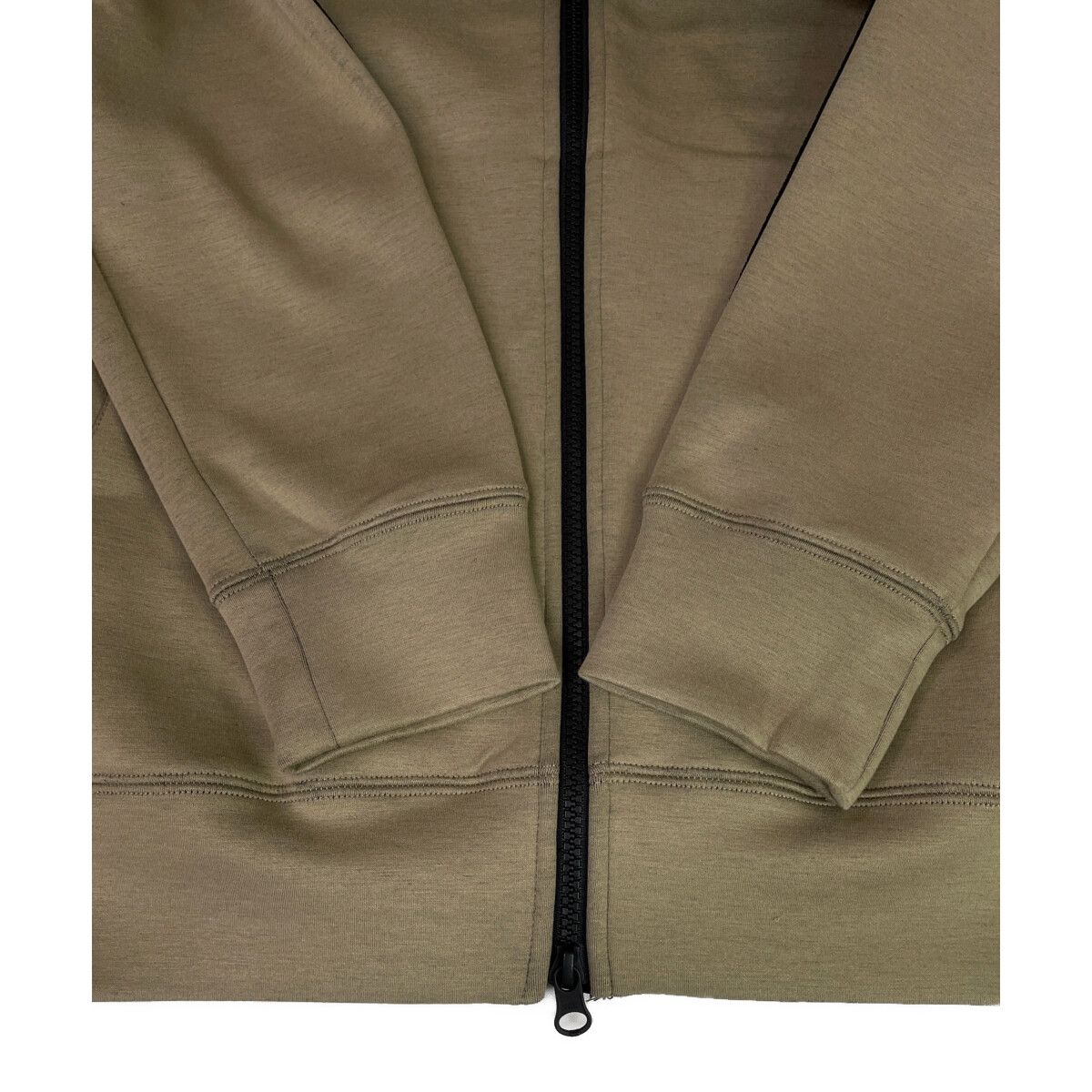 ダンボールニット ブルゾン×ロングパンツ