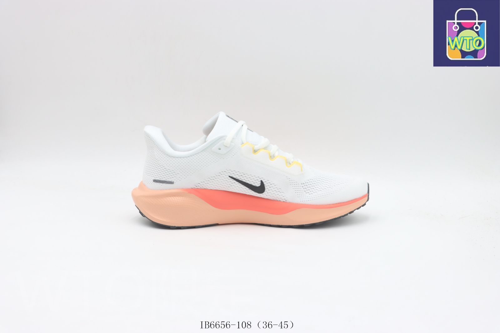 今日特価】Nike ナイキ ランニングシューズ IB6656-108 ホワイト