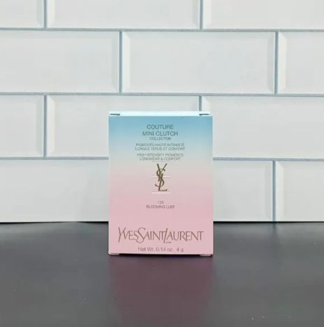 クチュール ミニ クラッチ ＜コレクター＞YSL BEAUTY - メルカリ