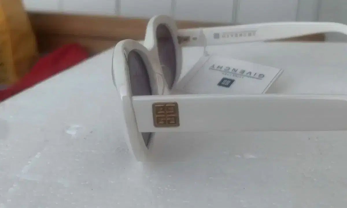 Givenchy Givenchy ジバンシィ サングラス