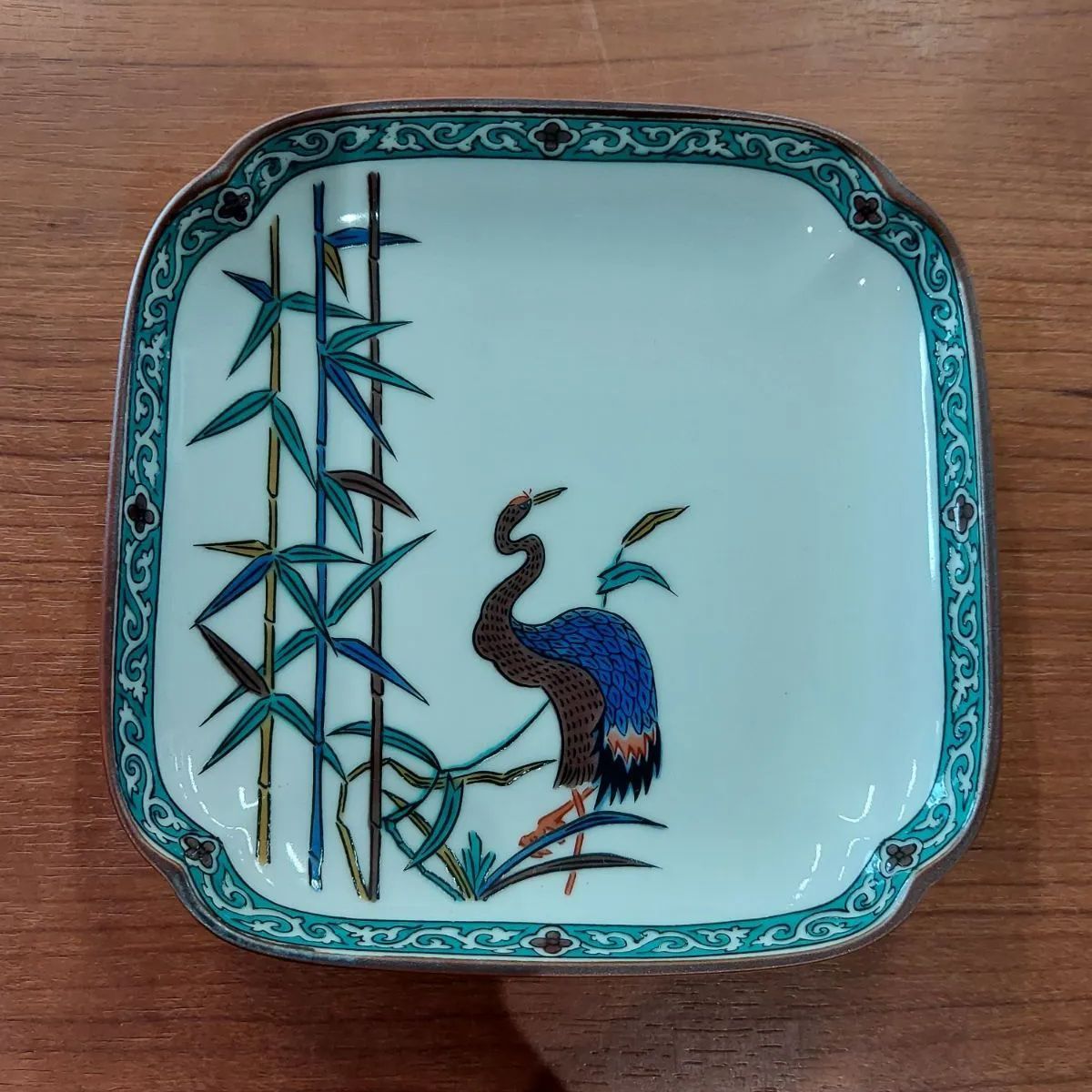 九谷焼 銘々皿九谷焼朝日造と九谷焼の小皿です 九谷焼 銘々皿九谷焼 九谷焼