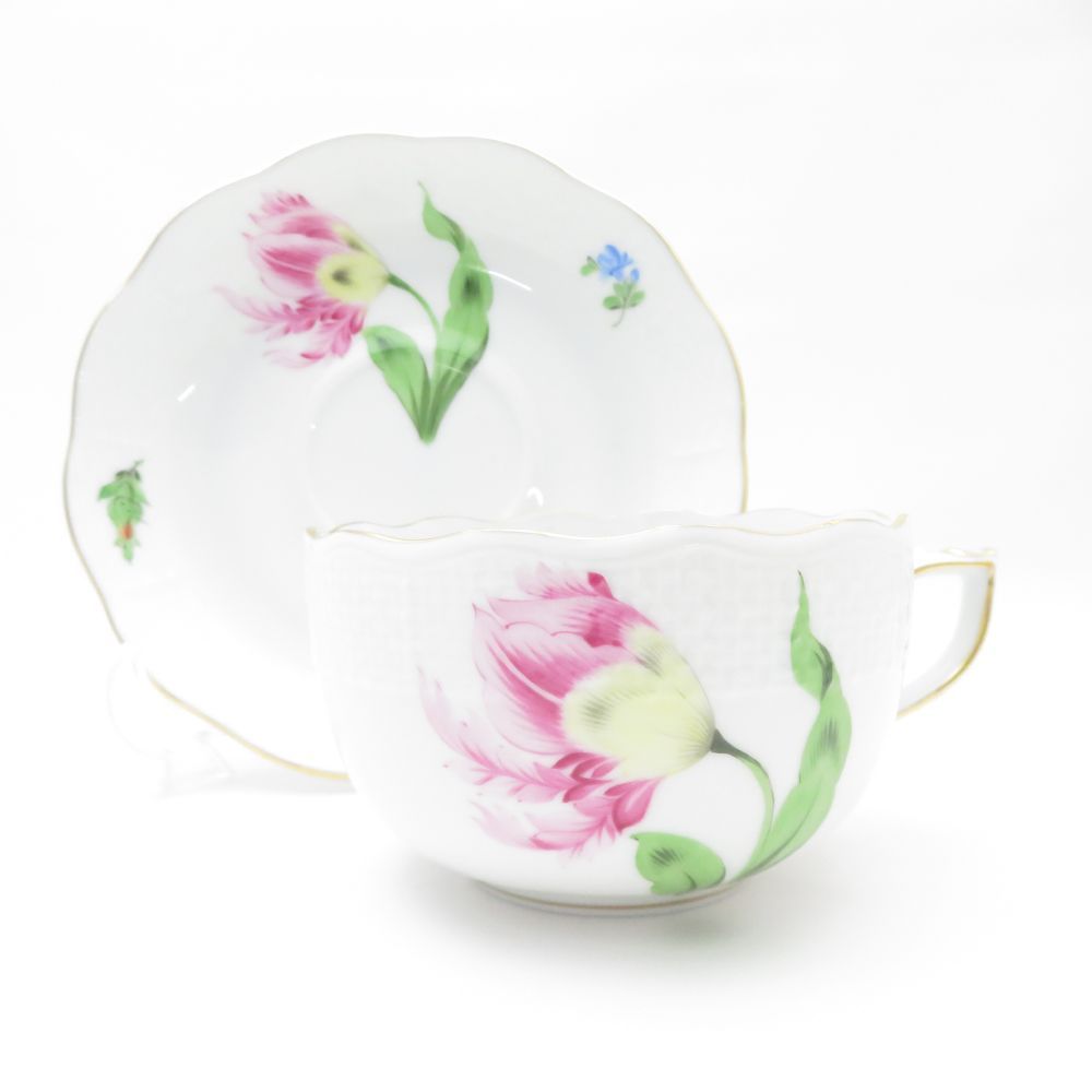 Herend - 美品 Herend ヘレンド バコニーの春 PDB 724 ティーカップ＆ソーサー 1客 キティピンク 金彩 白磁 ハンガリー SU11989S2 美品 Herend ヘレンド バコニーの春 PDB 724 ティーカップ