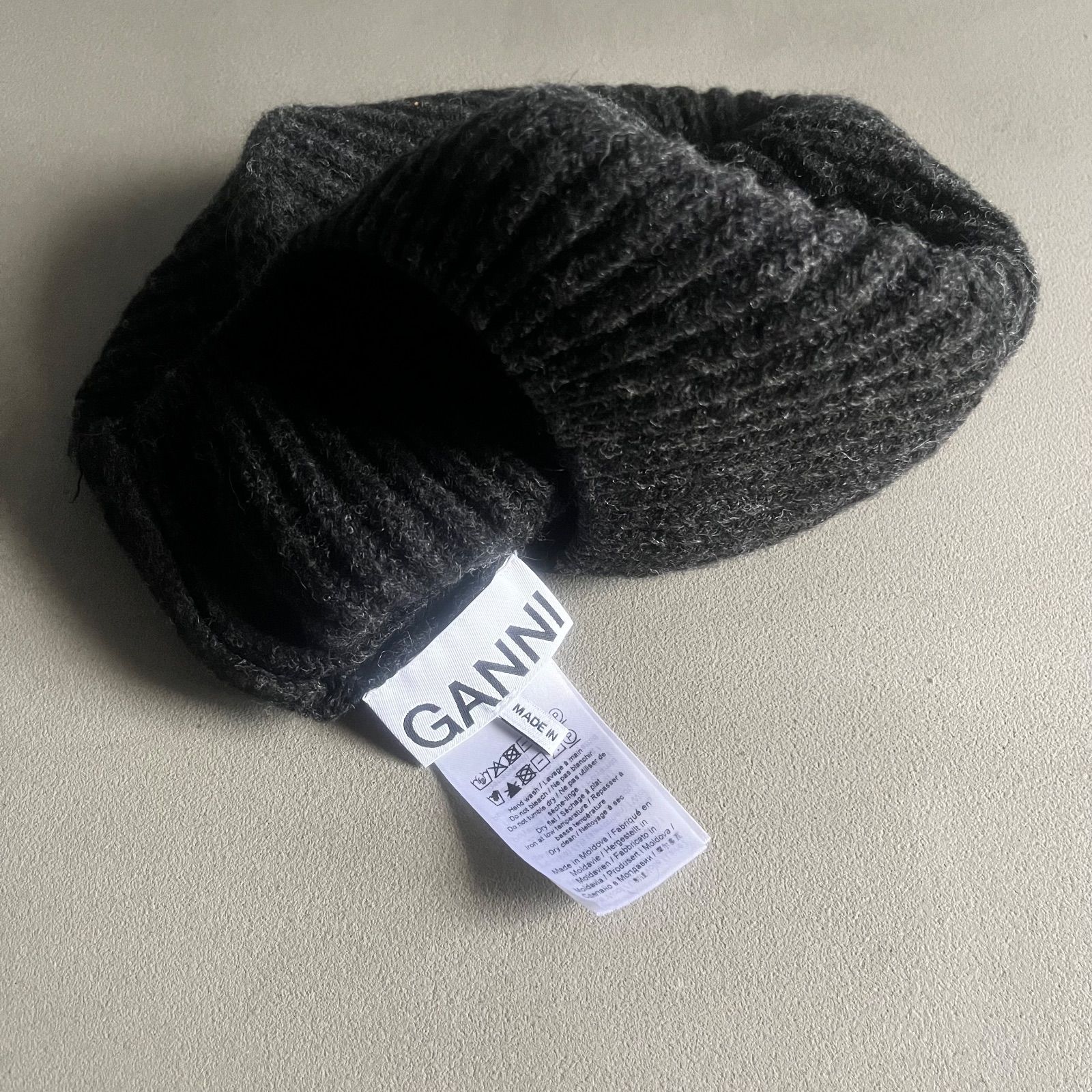 GANNI/ガニー ニットベレー帽 ダークグレー フリーサイズ - メルカリ