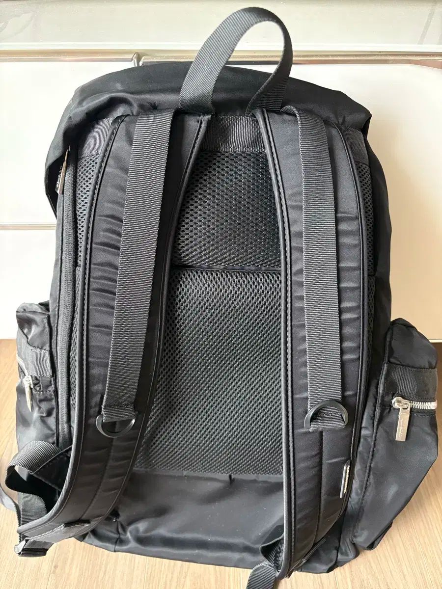 新品ルルレモン ワンダーラスト リュック リュックサック ブラック 25L Wunderlust バックパック 25L | バッグ | Lululemon JP
