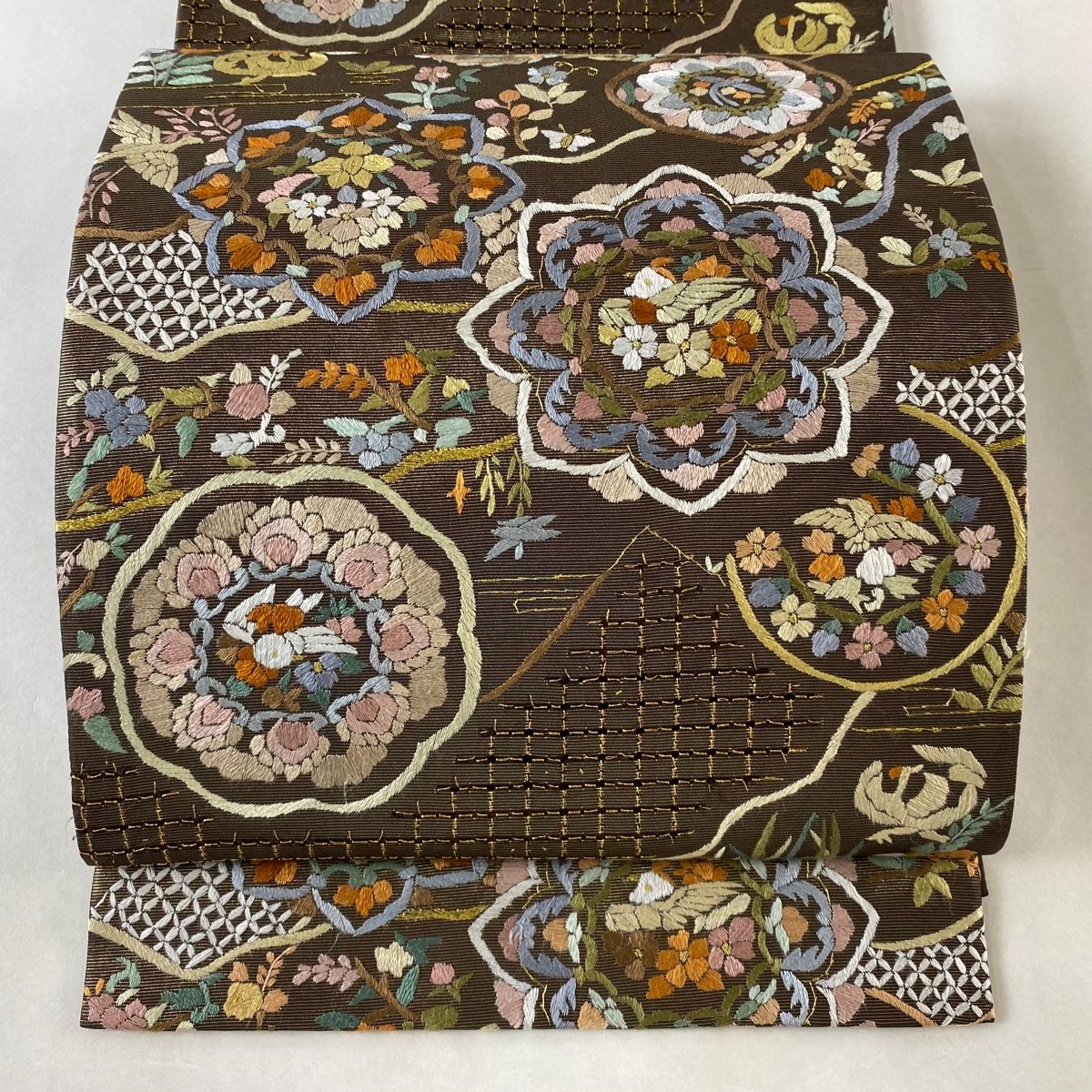 袋帯 花鳥 華文 刺繍 金糸 焦茶色 六通 正絹