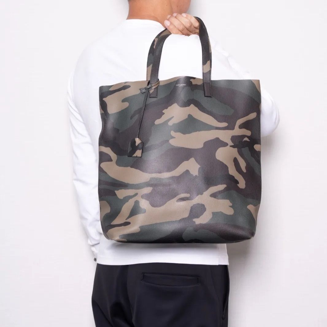サンローラン パリ DMR396906 迷彩 カモフラ レザー トートバッグ ビジネスバッグ A4 革 CALF SKIN TOY SHOPPING TOTE SAINT LAURENT PARIS