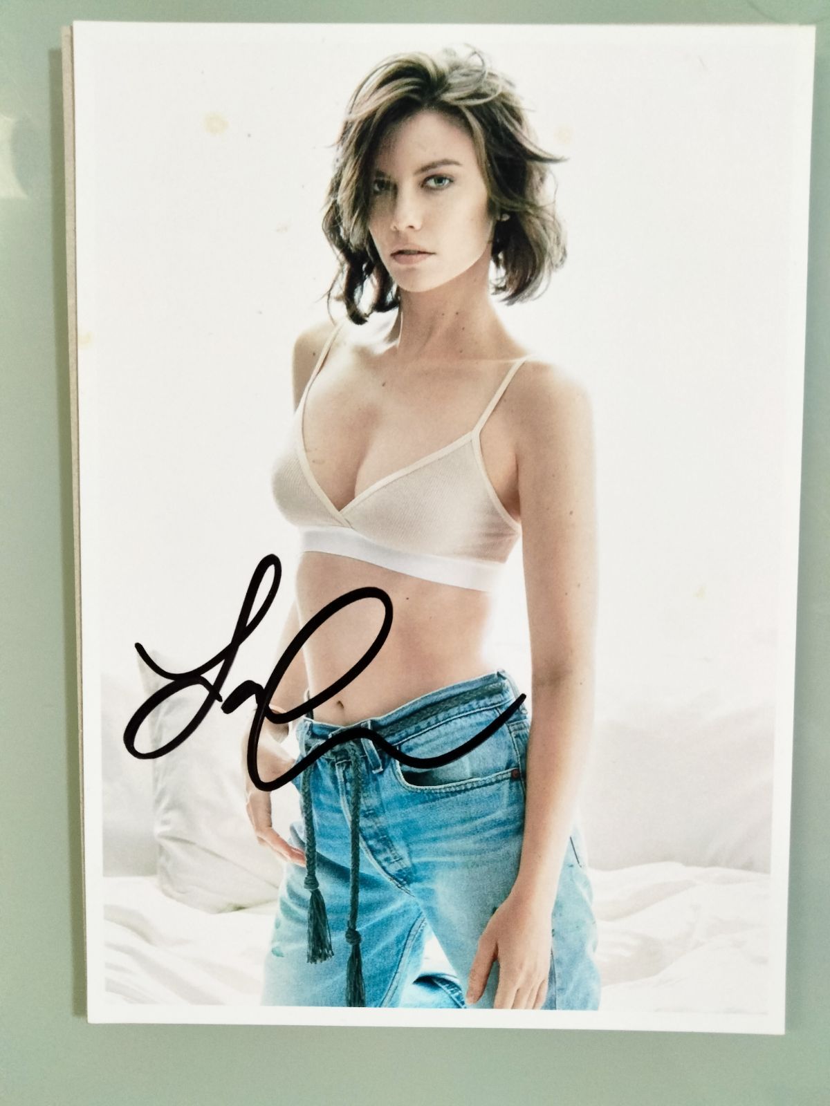 ローレン・コーハン直筆サイン入り2Lサイズ写真‥Lauren Cohan 