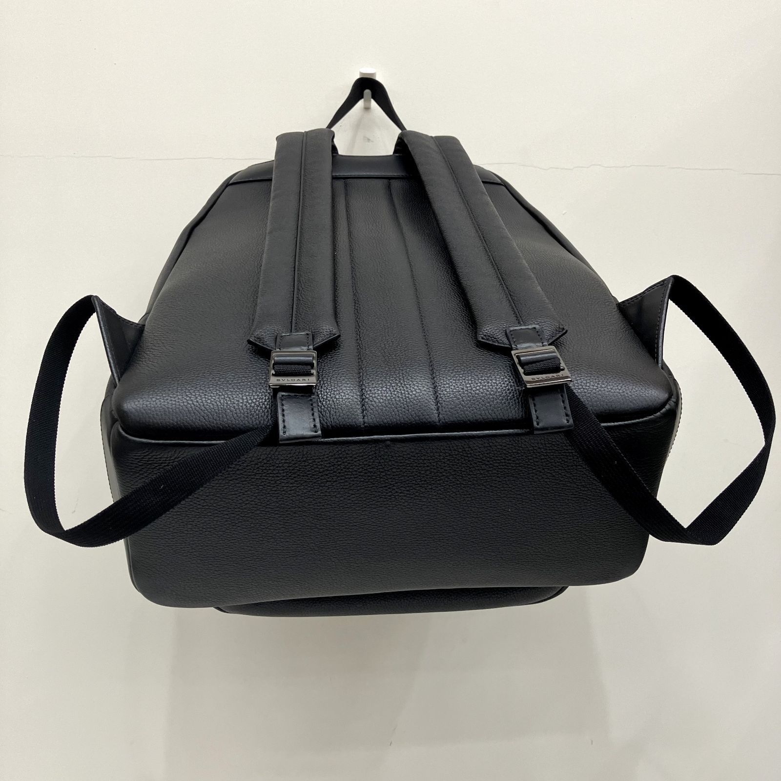 藤原ヒロシ FRAGMENT×BVLGARI レザーバックパック