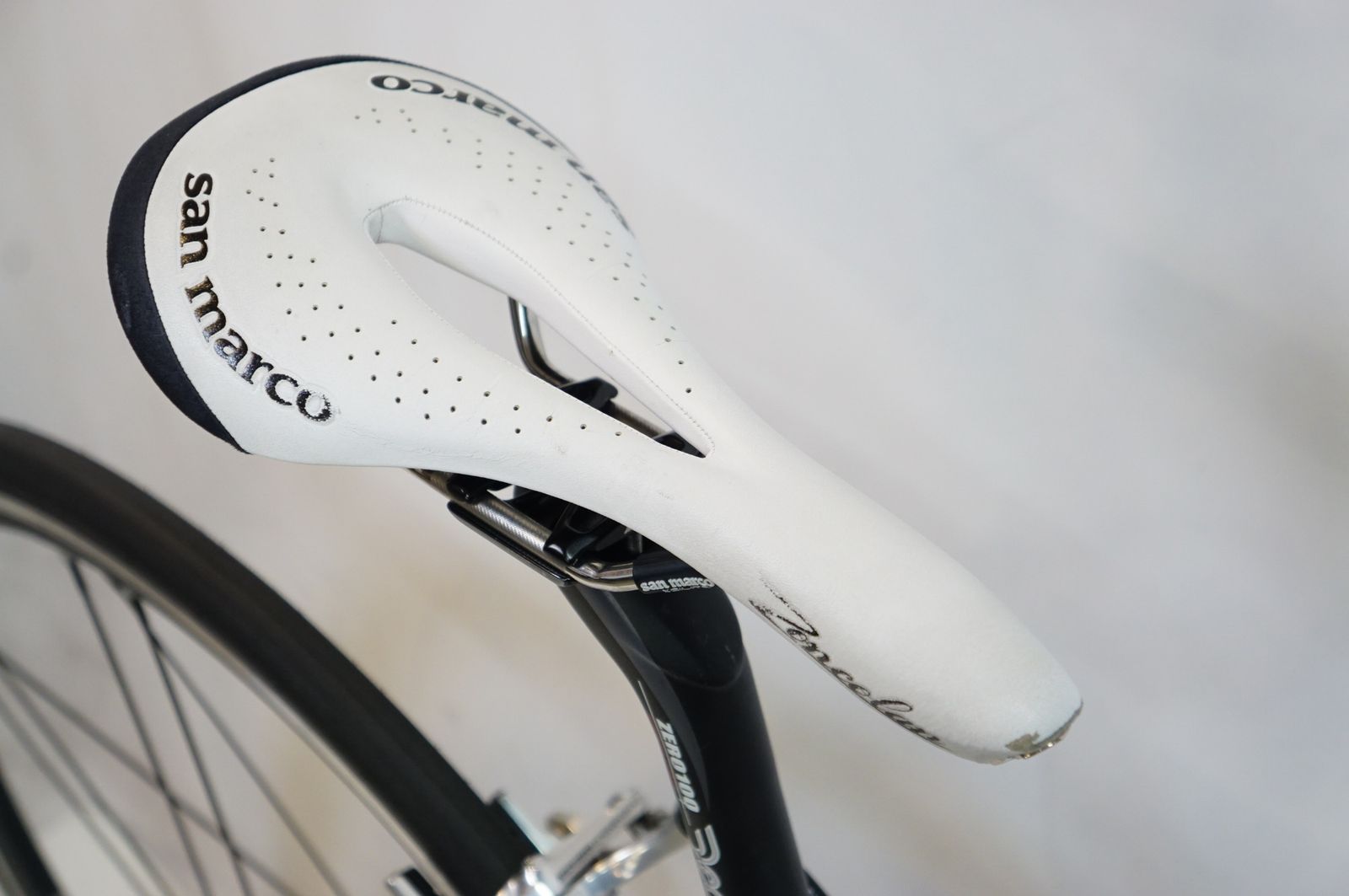 COLNAGO コルナゴ