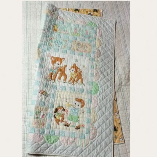 ☆かわいいベビーキルト👶タペストリー・シート・マット(約88cm×72cm